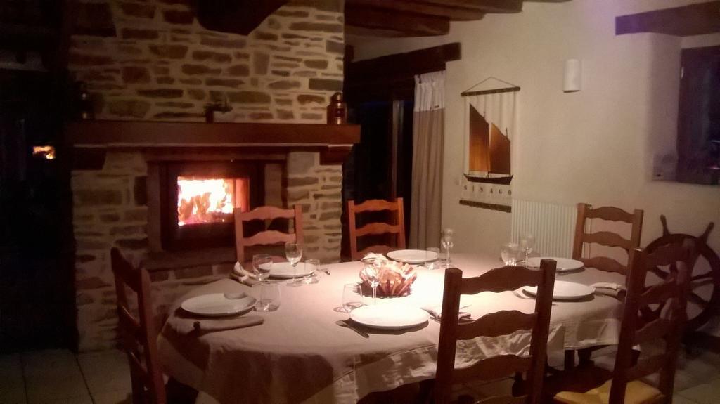 Hotel La P'Tit' Fugue La Bouexiere Esterno foto